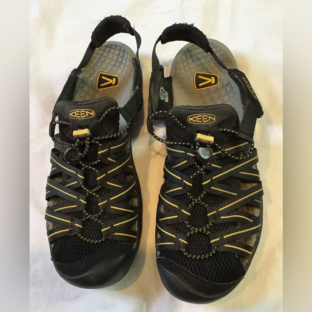 Keen Hampton H2 Black and Yellow Men's Outdoor Hiking Sandals Sz 11